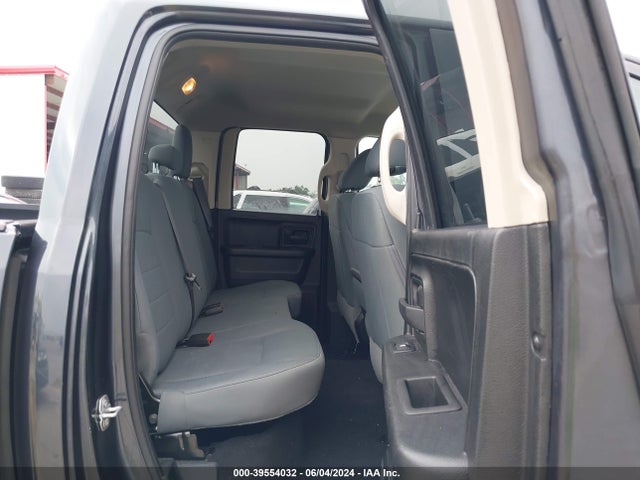 1C6RR6FG6KS628289 RAM 1500 Classic Tradesman Quad Cab 4x2 6'4 Box