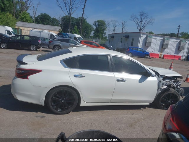 Nissan Altima 2.5 Sr 2018 1N4AL3AP9JC288955 Image 14