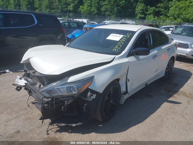 Nissan Altima 2.5 Sr 2018 1N4AL3AP9JC288955 Image 2