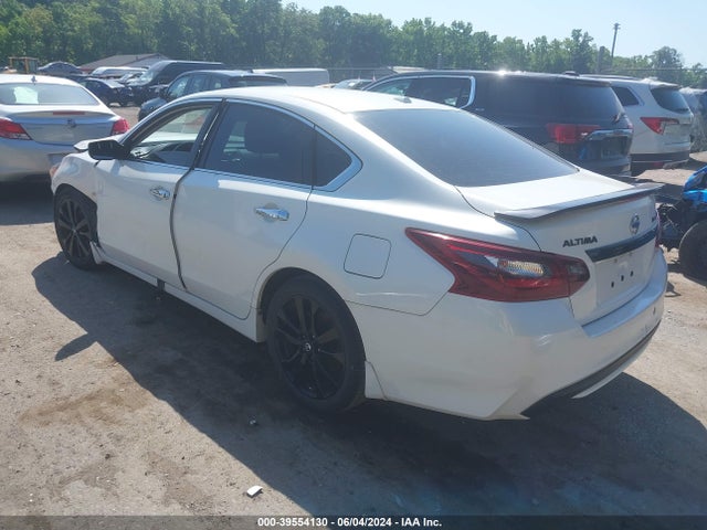 Nissan Altima 2.5 Sr 2018 1N4AL3AP9JC288955 Image 3