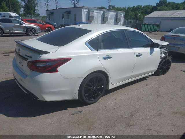 Nissan Altima 2.5 Sr 2018 1N4AL3AP9JC288955 Image 4