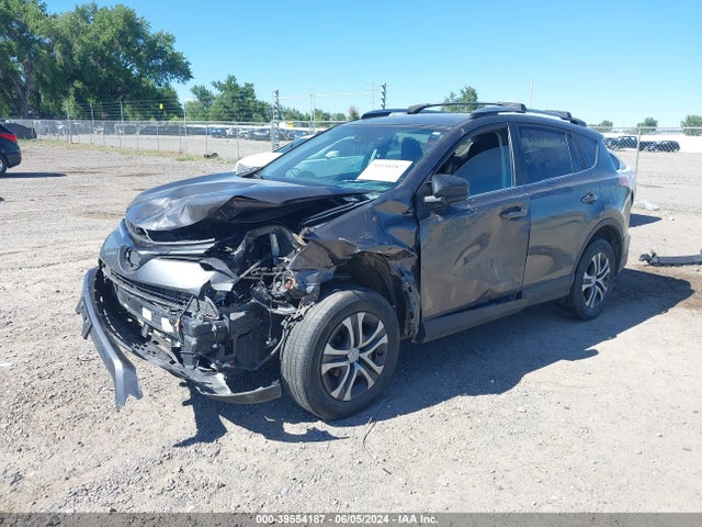Toyota RAV4 LE 2017 2T3BFREVXHW547753 Image 2