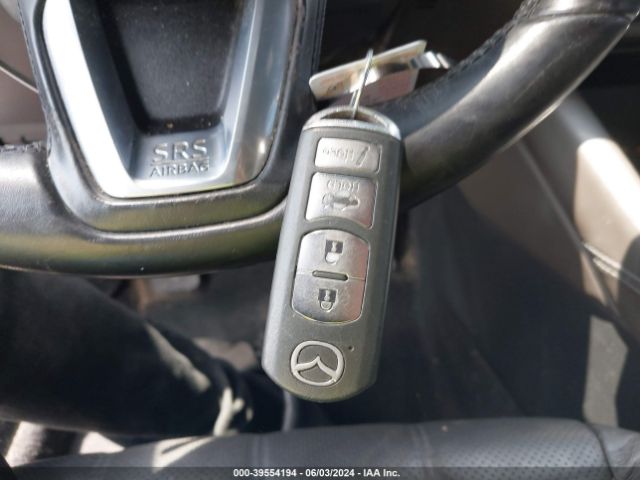 JM1GL1XY9J1319111 Mazda Mazda6 Signature