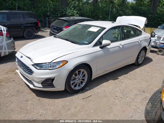 Ford FUSION SE 2019 3FA6P0HDXKR249024 Image 2