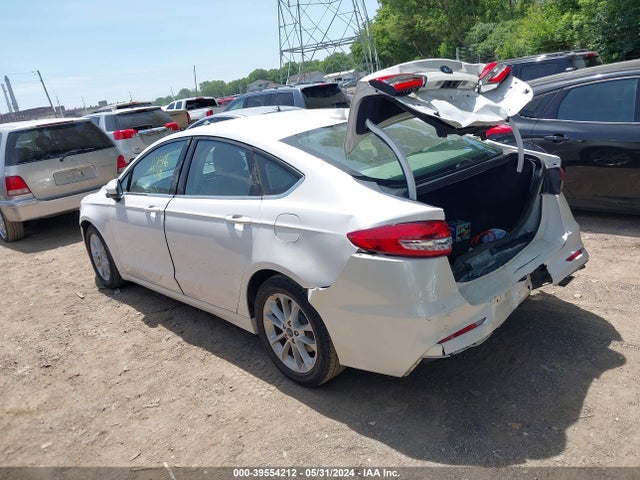 Ford FUSION SE 2019 3FA6P0HDXKR249024 Image 3