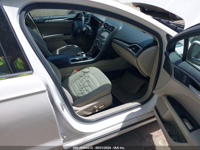 Ford FUSION SE 2019 3FA6P0HDXKR249024 Image 5