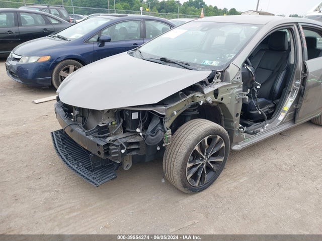 Toyota COROLLA SE 2017 5YFBURHE1HP579650 Image 6