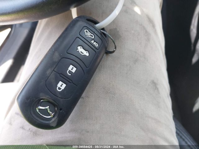 3MZBN1V37JM270888 Mazda Mazda3 Touring