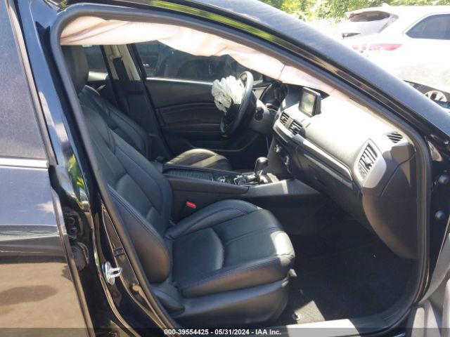 3MZBN1V37JM270888 Mazda Mazda3 Touring