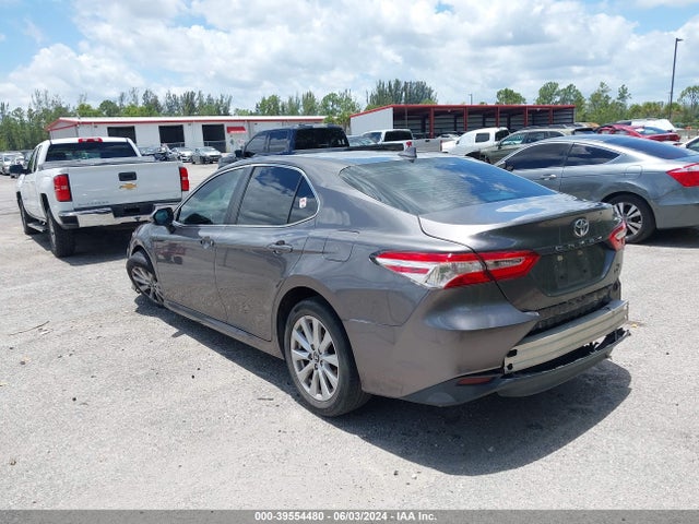 Toyota CAMRY LE 2020 4T1C11AK6LU866648 Image 3