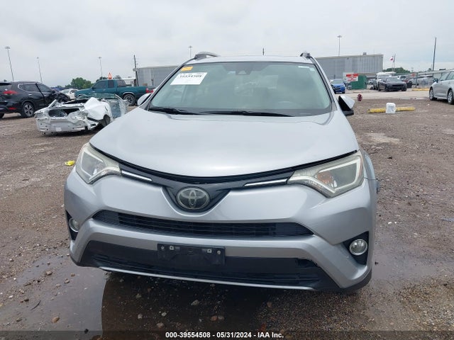 Toyota Rav4 Xle 2018 2T3WFREV2JW512888 Image 13