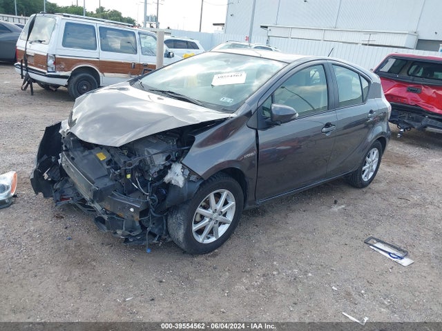 JTDKDTB31E1574100 Toyota Prius C Three