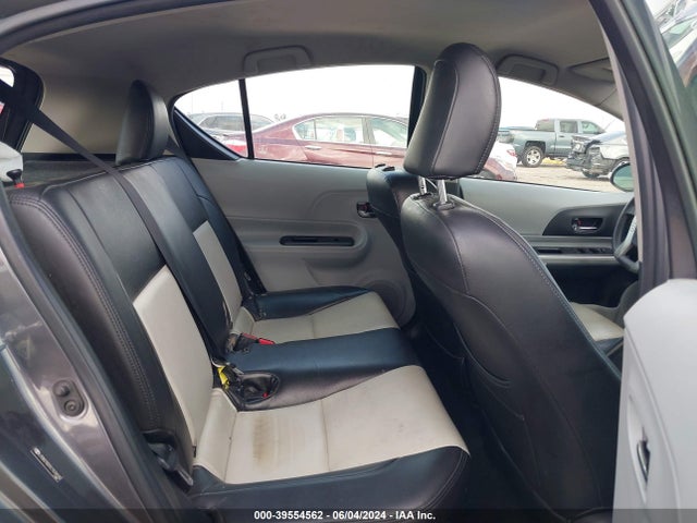 JTDKDTB31E1574100 Toyota Prius C Three