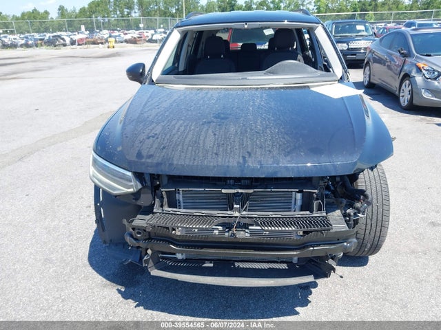 3VVRB7AX3PM037672 Volkswagen Tiguan 2.0t S