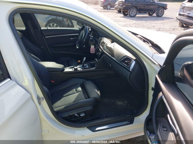 BMW 330e Iperformance 2018 WBA8E1C54JA178424 Image 5