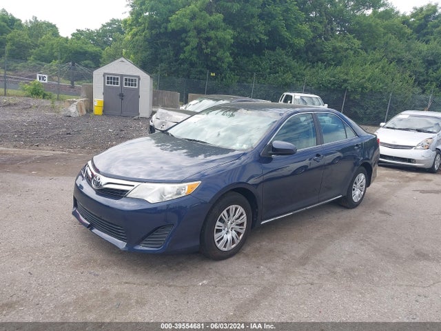 Toyota CAMRY LE 2014 4T4BF1FK0ER411695 Image 2