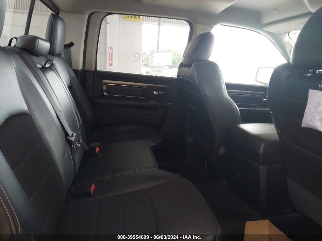 RAM 1500 Night  4x4 5'7 Box 2017 1C6RR7MT0HS793804 Image 8