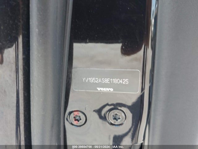 YV1952AS8E1180425 Volvo S80