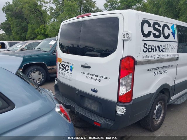 Ford Transit-150 2016 1FTYE1YM2GKB15649 Image 16