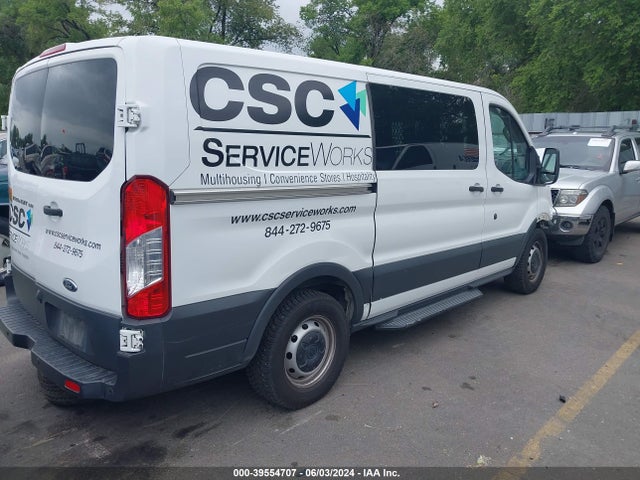 Ford Transit-150 2016 1FTYE1YM2GKB15649 Image 4