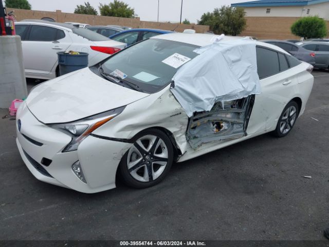 JTDKARFU5G3018782 Toyota Prius Three Touring