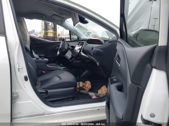 JTDKARFU5G3018782 Toyota Prius Three Touring