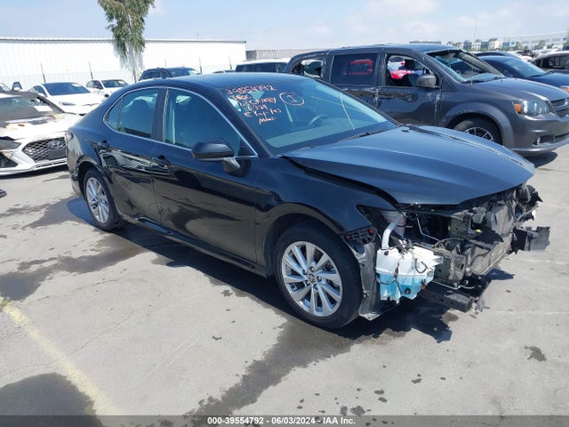 Toyota CAMRY LE 2023 4T1C11AKXPU099456 main image