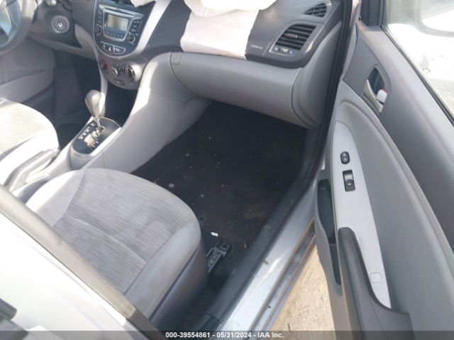 KMHCT4AE2GU028919 Hyundai ACCENT SE