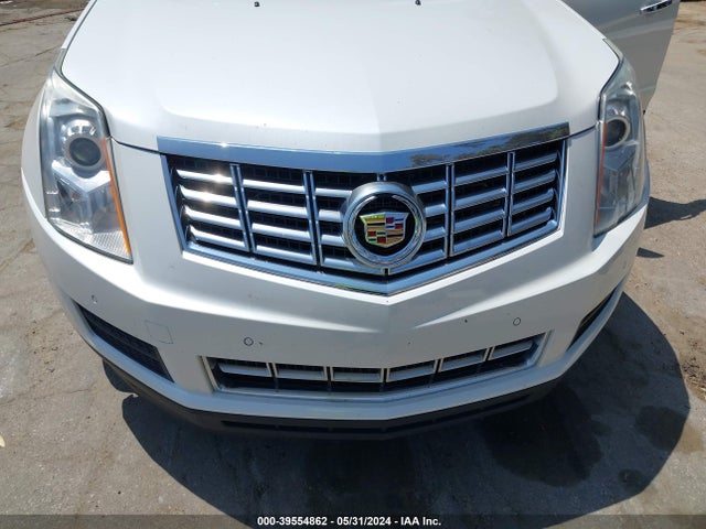 3GYFNBE38FS638924 Cadillac Srx Luxury Collection