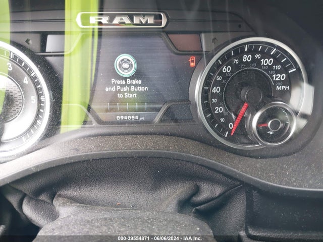 2019 Ram 1500 Laramie  4x2 5'7 Box მანქანა იყიდება აუქციონზე, vin: 1C6RREJTXKN628518, აუქციონის ნომერი: 39554871