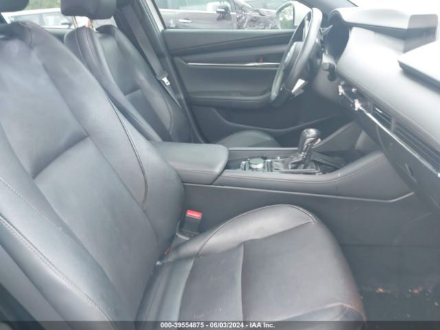 JM1BPBNMXK1141666 Mazda Mazda3 Premium Package