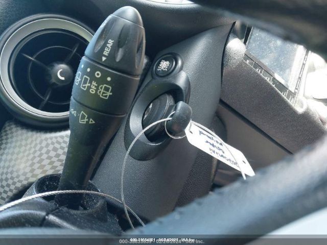 2010 MINI COOPER S WMWMF7C56ATX42514 Photo 10