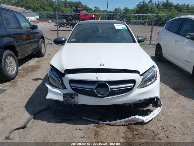 55SWF6GB2FU008628 Mercedes-Benz C 400 4matic