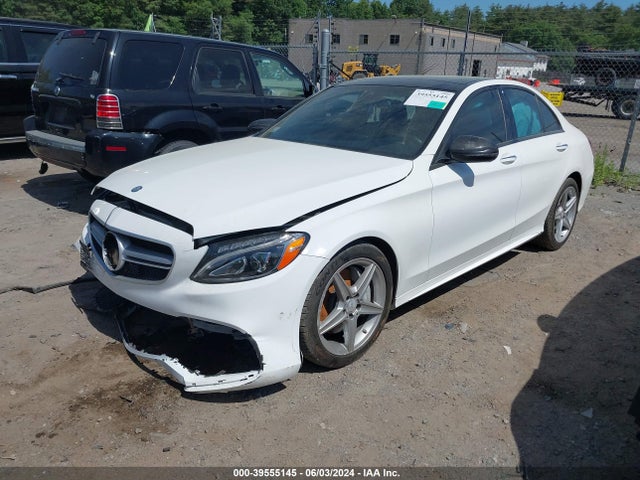 55SWF6GB2FU008628 Mercedes-Benz C 400 4matic