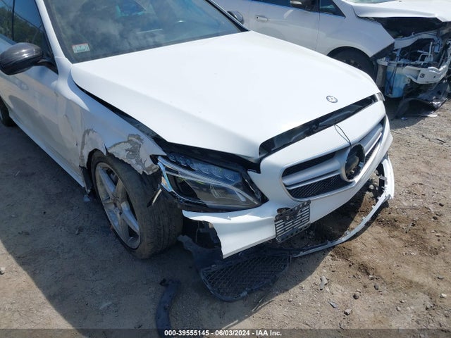 55SWF6GB2FU008628 Mercedes-Benz C 400 4matic