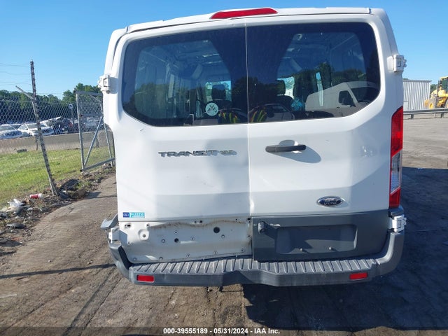 Ford Transit-150 2016 1FTYE1ZM0GKA06461 Image 16