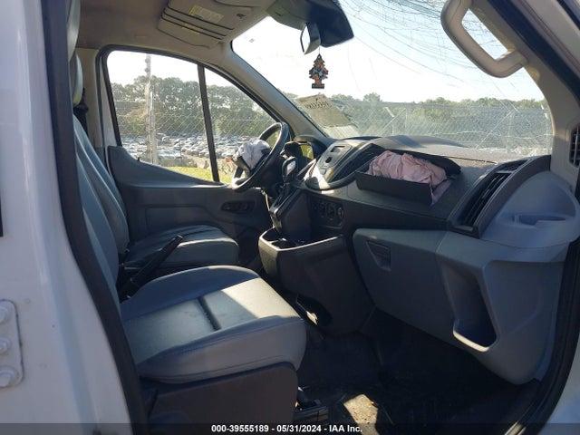 Ford Transit-150 2016 1FTYE1ZM0GKA06461 Image 5