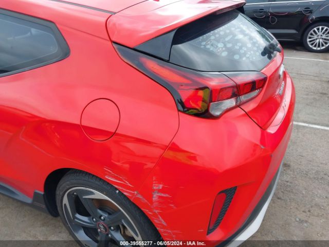KMHTH6ABXKU005366 Hyundai Veloster Turbo