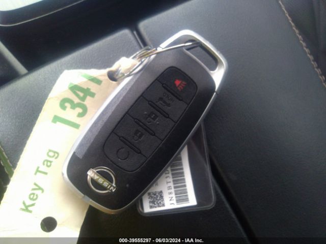 JN8BT3DC9PW100826 Nissan Rogue Platinum Fwd