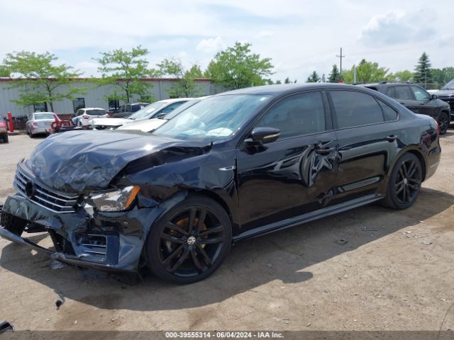 1VWAA7A33JC046521 Volkswagen Passat 2.0t R-line/2.0t S