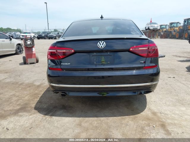 1VWAA7A33JC046521 Volkswagen Passat 2.0t R-line/2.0t S