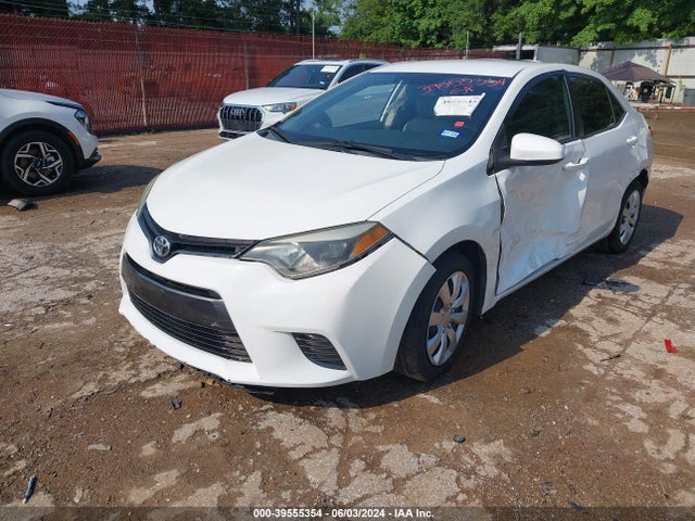 Toyota COROLLA LE 2015 5YFBURHE9FP346693 Image 2