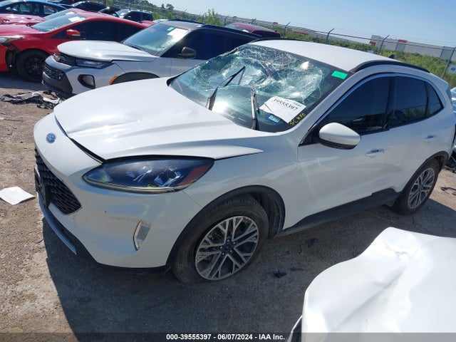 Ford ESCAPE SEL 2020 1FMCU0H61LUB66921 Image 2