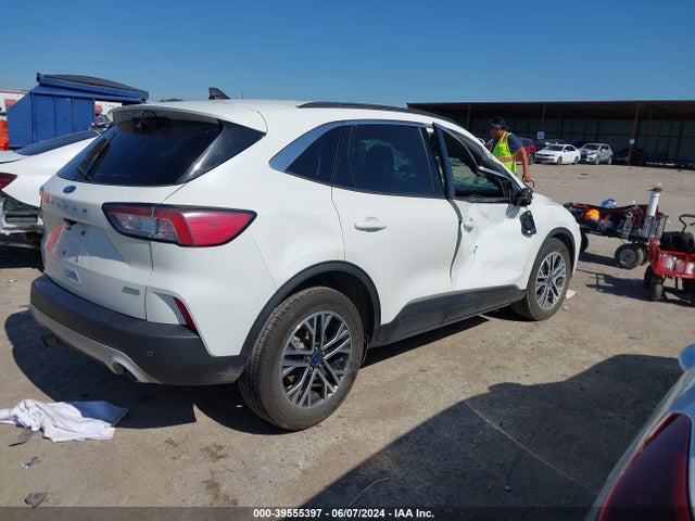 Ford ESCAPE SEL 2020 1FMCU0H61LUB66921 Image 4