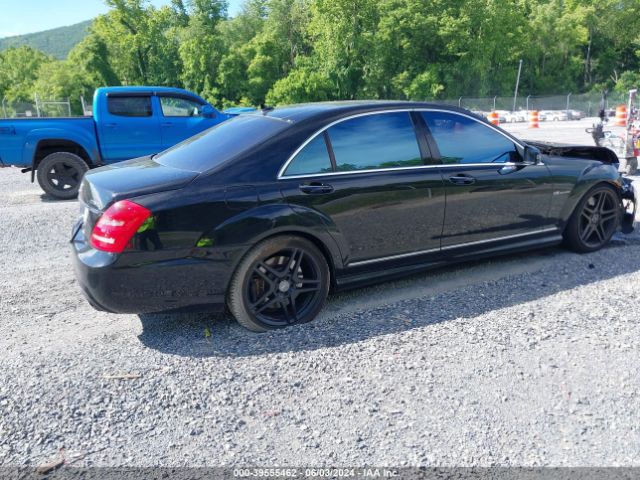 2011 MERCEDES-BENZ S 63 AMG WDDNG7EB6BA372532 Photo 3