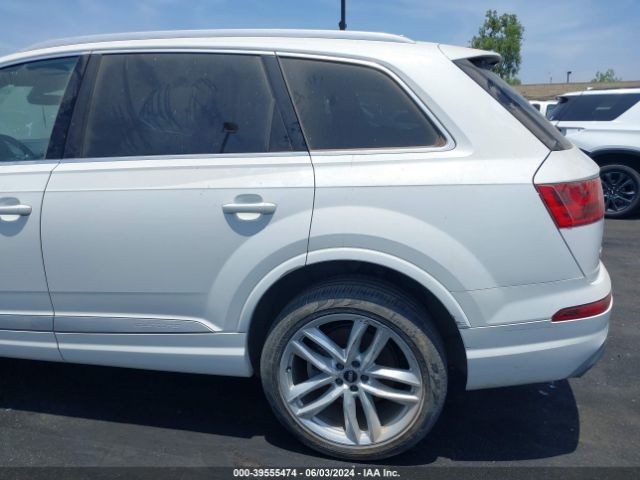 WA1VAAF79HD029377 Audi Q7 3.0t Premium