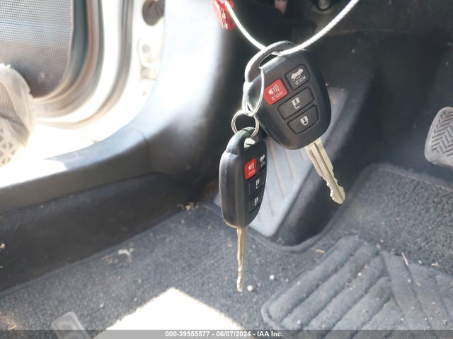 Toyota COROLLA LE 2017 2T1BURHE6HC805455 Image 11