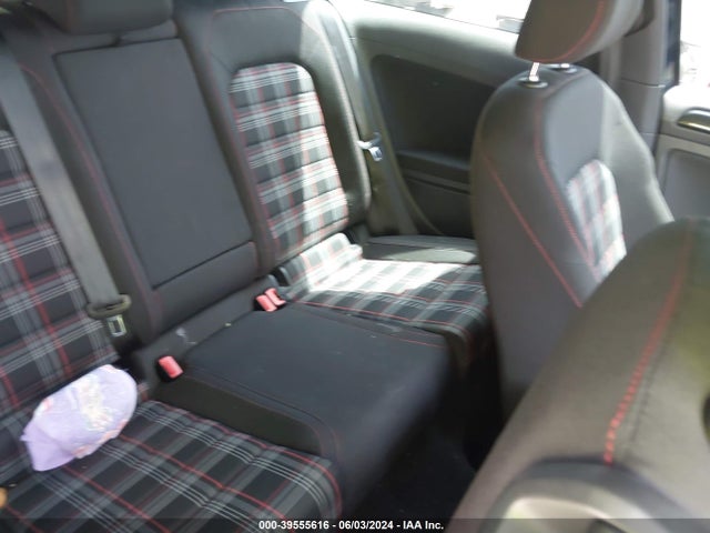 Volkswagen Golf Gti 2.0t S 2-door 2015 3VWYT7AUXFM074291 Image 8