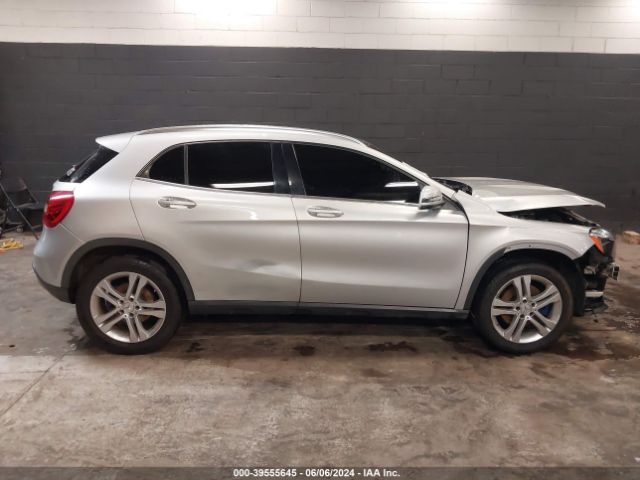 WDCTG4GB3HJ355025 Mercedes-Benz Gla 250 4matic