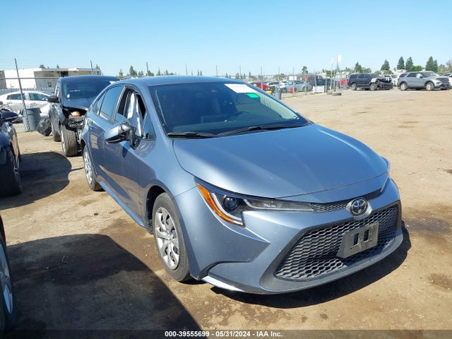 Toyota COROLLA LE 2022 JTDEPMAE7NJ206971 главное изображение